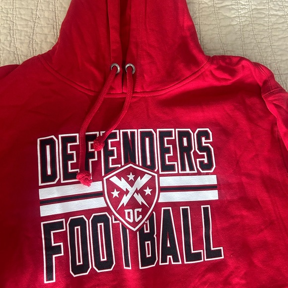 XFL DC Defenders Red Kangaroo Pocket Sweatshirt Hoodie NWT Size XXL - Picture 8 of 9